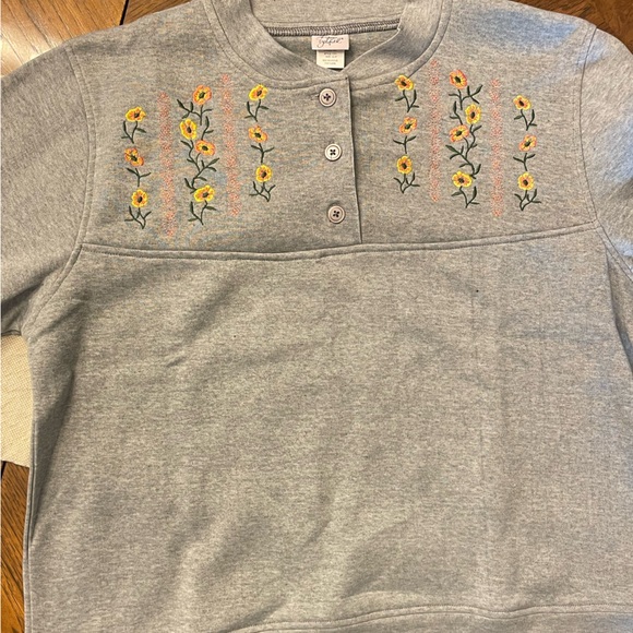 EMBROIDERED FLORAL GREY SWEATER 
BY ADRIAN DALAFIELD XL - Picture 6 of 6
